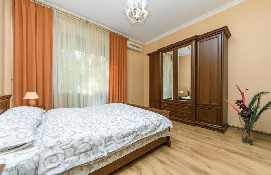 Two Bedroom Apartment On Liuteranska Street キエフ エクステリア 写真
