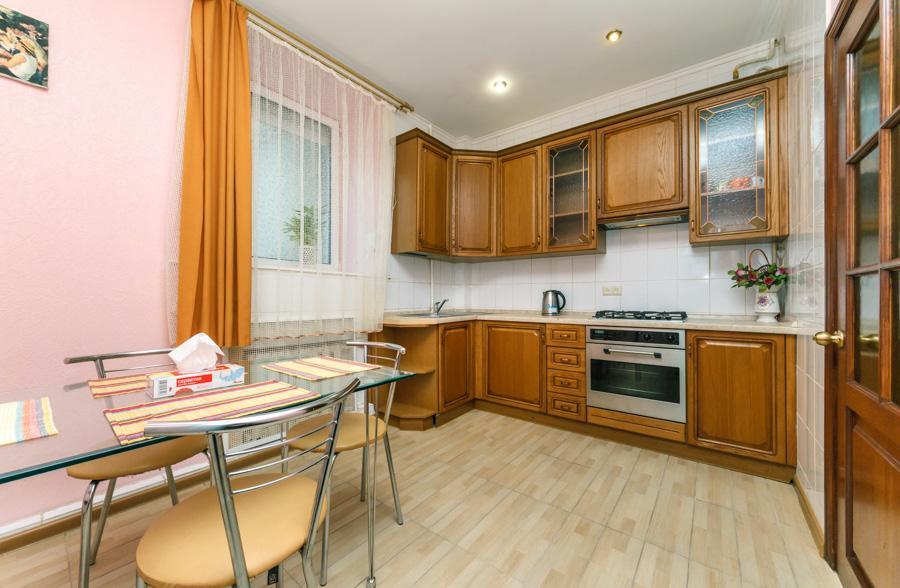 Two Bedroom Apartment On Liuteranska Street キエフ エクステリア 写真
